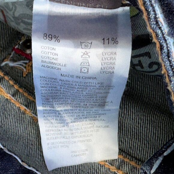 Ed Hardy Boyfriend Y2K Distressed Dagger Jeans Dark Wash Women's 29 - Picture 5 of 15